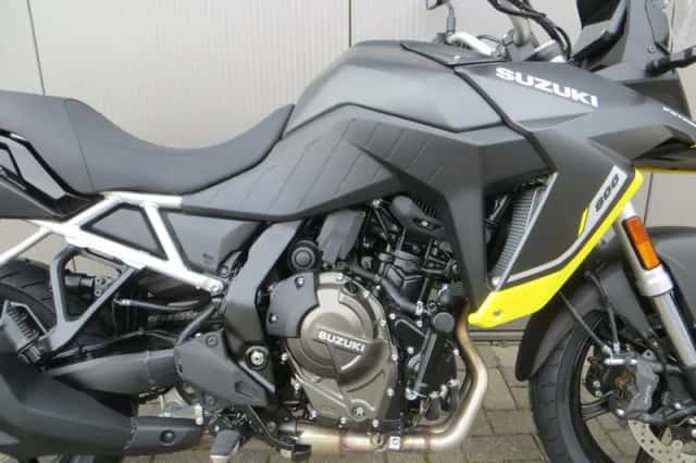 Suzuki 800 V-Strom (2026) thumbnail 5