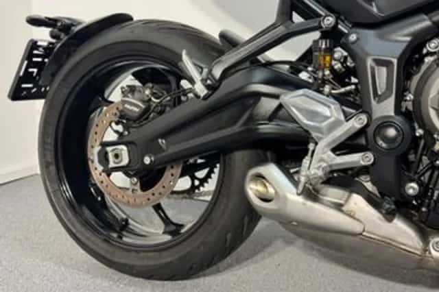 Triumph Trident 660 (2021) thumbnail 3