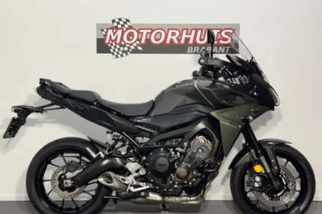 Yamaha Tracer 900 (2017) thumbnail 1