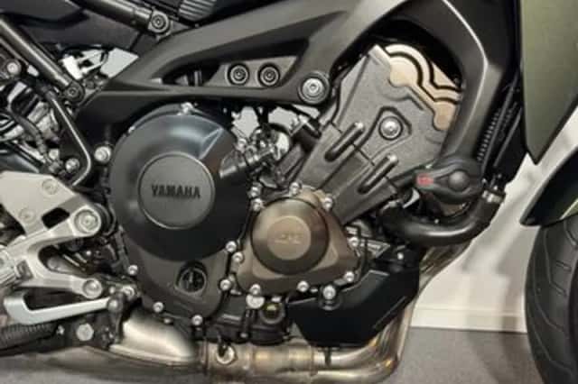Yamaha Tracer 900 (2017) thumbnail 2