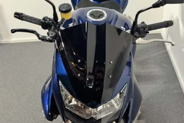 Kawasaki Z1000 (2007) thumbnail 6