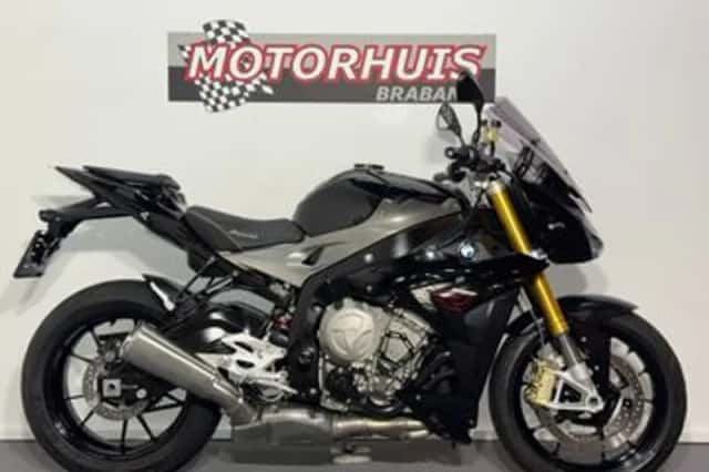 BMW S 1000 R (2015) thumbnail 1