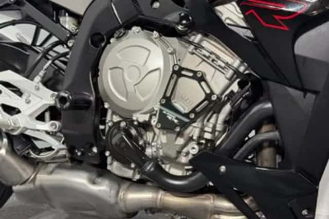 BMW S 1000 R (2015) thumbnail 2