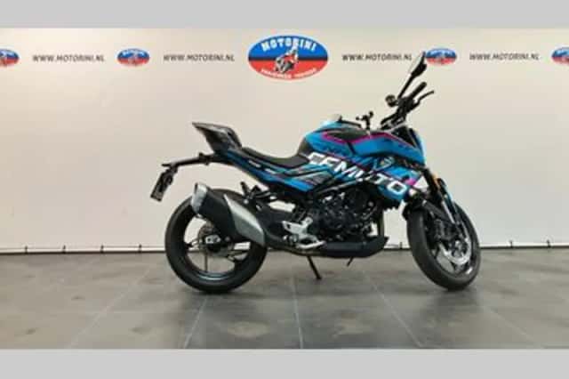 CFMoto 450NK (2025) thumbnail 1