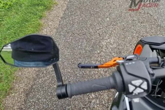KTM 890 Duke (2023) thumbnail 5