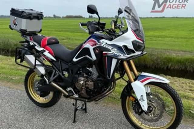 Honda CRF 1000 L Africa Twin (2018) thumbnail 1