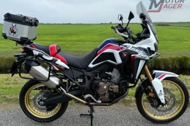 Honda CRF 1000 L Africa Twin (2018) thumbnail 3
