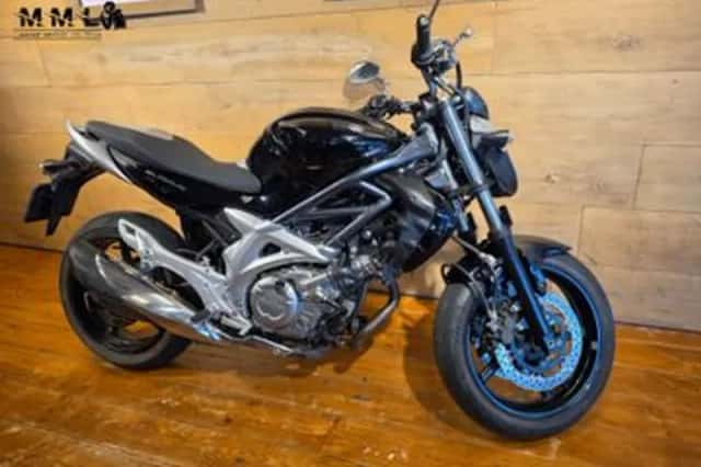 Suzuki SFV 650 Gladius (2009) thumbnail 1