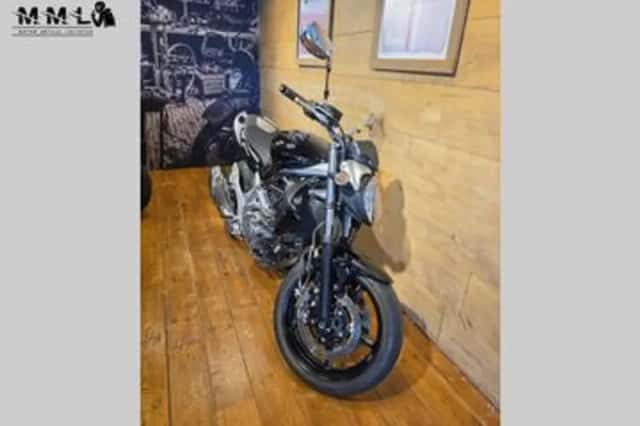 Suzuki SFV 650 Gladius (2009) thumbnail 2