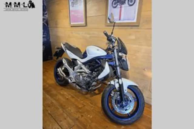 Suzuki SFV 650 Gladius (2011) thumbnail 1