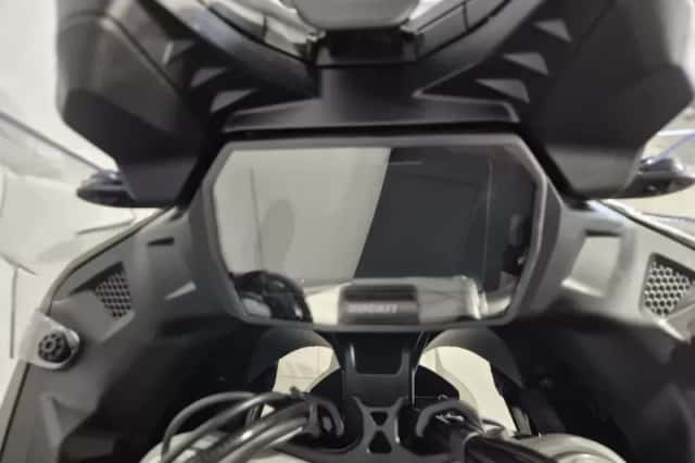 Ducati Multistrada V2 S (2026) thumbnail 6