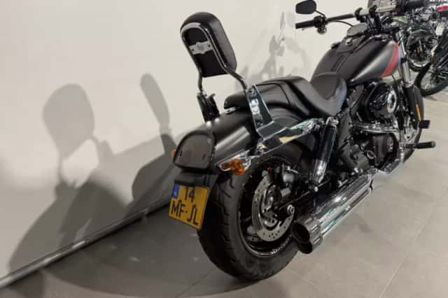 Harley-Davidson Fat Bob (2014) thumbnail 5