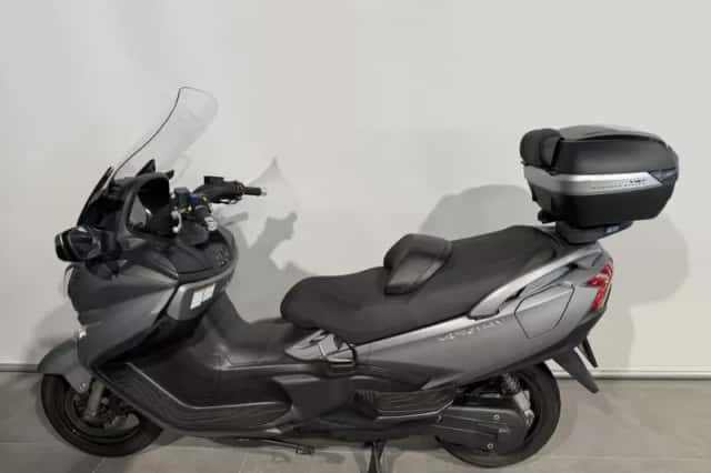 Suzuki AN 650 EXECUTIVE (2015) thumbnail 2