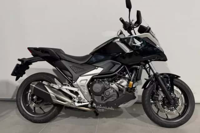 Honda NC750X (2025) thumbnail 1
