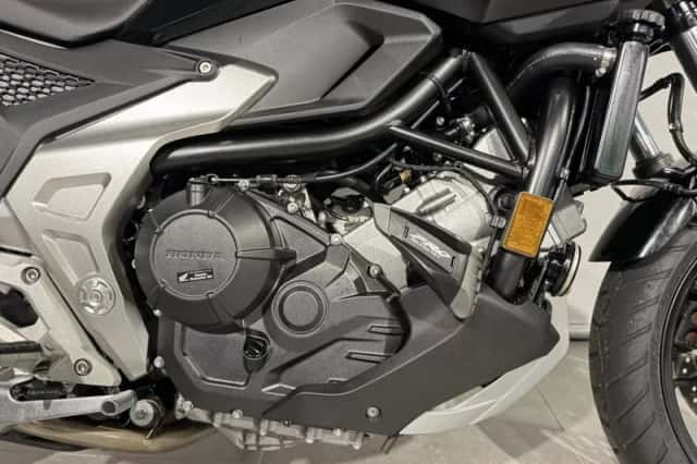 Honda NC750X (2025) thumbnail 4