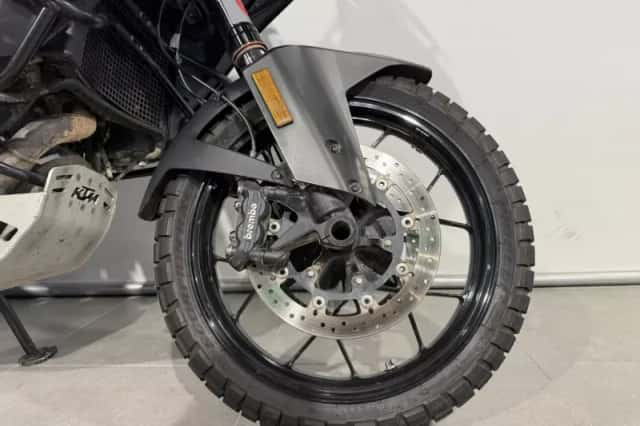 KTM 1290 Super Adventure S (2021) thumbnail 3