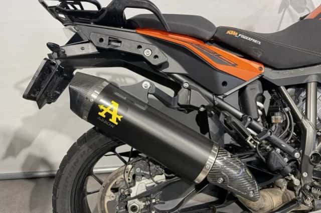 KTM 1290 Super Adventure S (2021) thumbnail 5