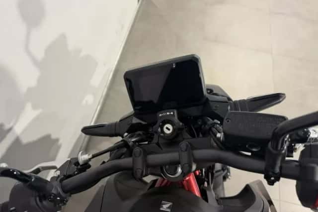 Honda CB 750 Hornet (2026) thumbnail 6