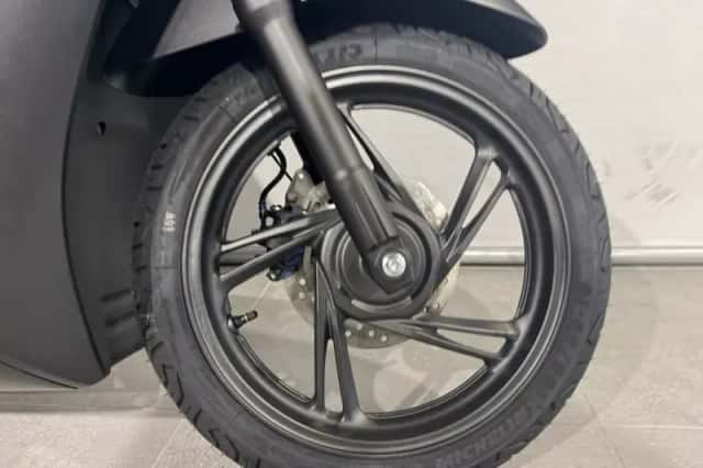 Honda SH 150i (2026) thumbnail 3