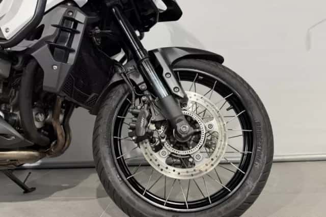 Honda VFR 1200 X Crosstourer (2014) thumbnail 3