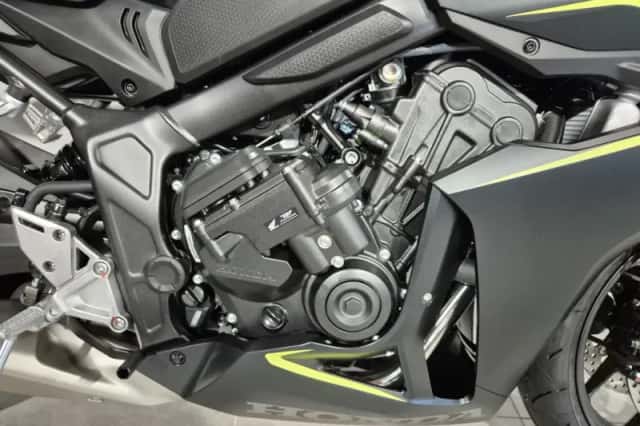 Honda CBR650R (2026) thumbnail 4