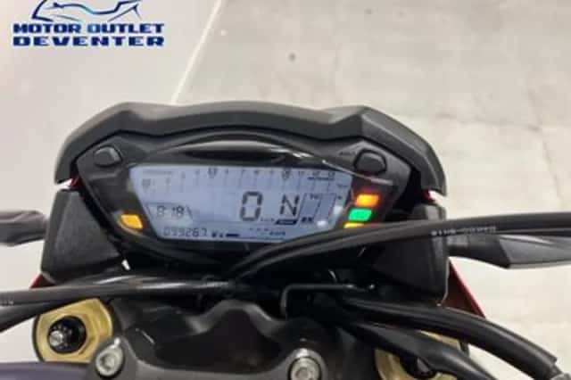 Suzuki GSX-S1000 (2018) thumbnail 2
