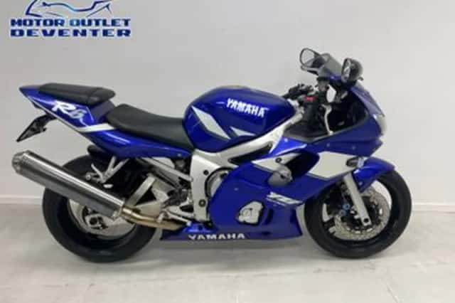 Yamaha YZF-R6 (2001) thumbnail 1