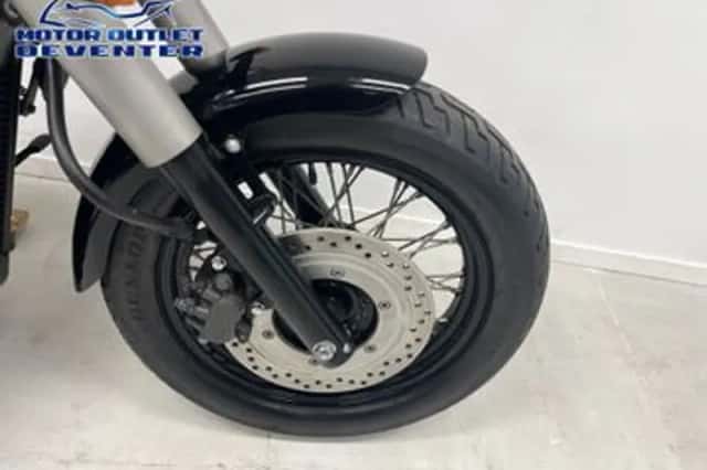Honda VT750C2B Black Spirit (2011) thumbnail 5