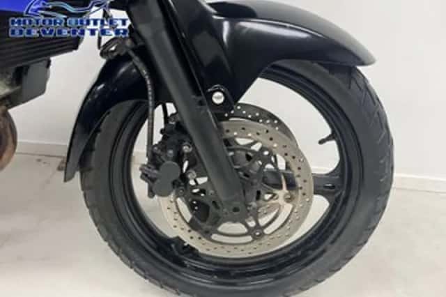 Suzuki V-Strom (2005) thumbnail 5