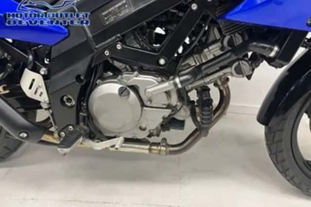 Suzuki V-Strom (2005) thumbnail 6