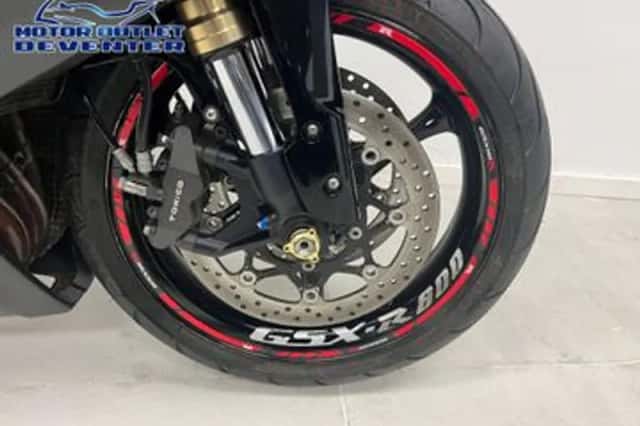 Suzuki GSX-R600 (2006) thumbnail 5