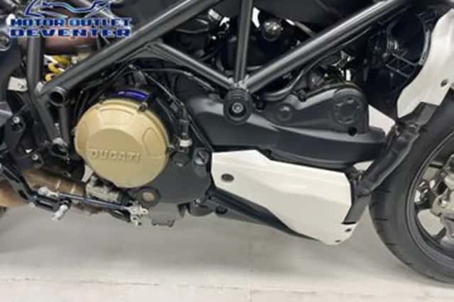 Ducati Streetfighter 1098 (2009) thumbnail 6
