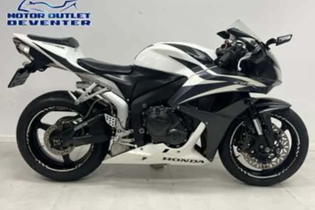 Honda CBR600RR (2007) thumbnail 1