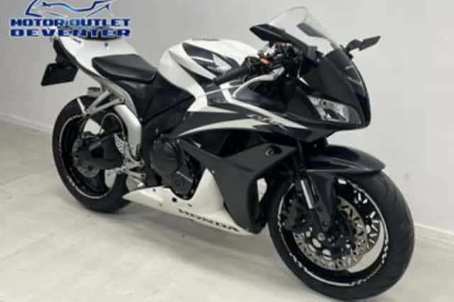 Honda CBR600RR (2007) thumbnail 4