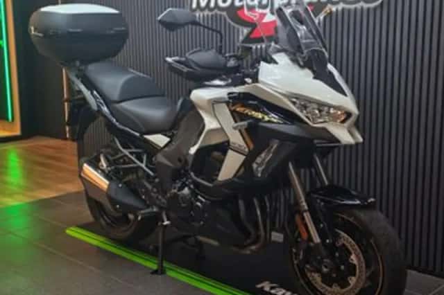 Kawasaki Versys 1100 SE (2025) thumbnail 3