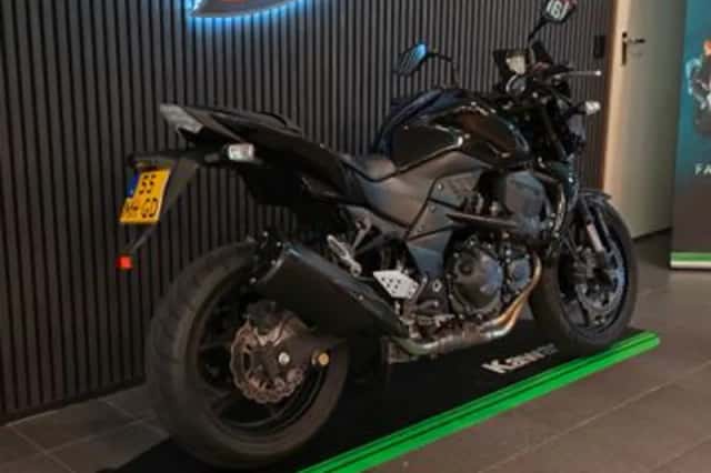 Kawasaki Z750 (2013) thumbnail 4