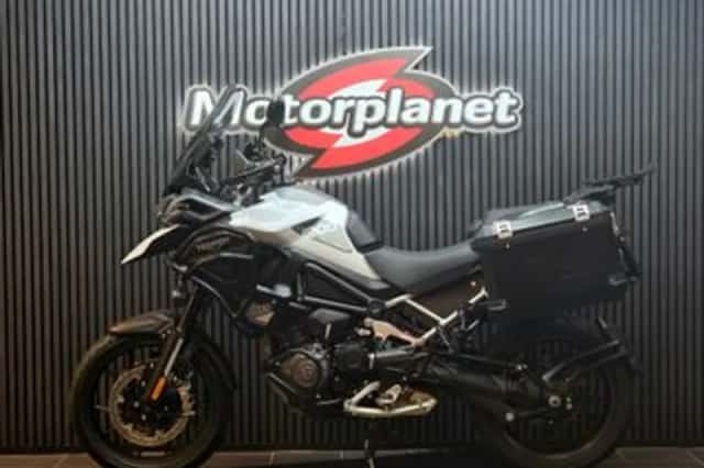Triumph Tiger 1200 GT (2022) thumbnail 2