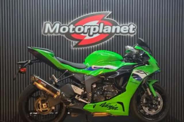 Kawasaki Ninja ZX-6R (2026) thumbnail 1