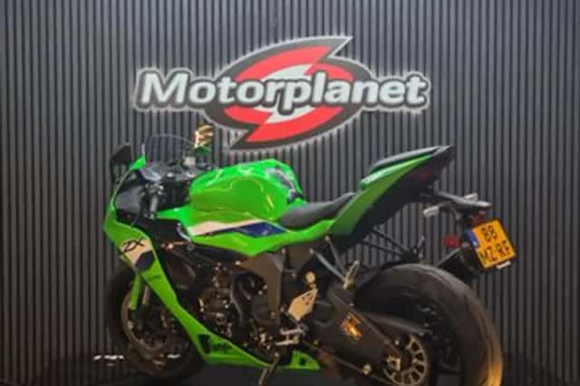 Kawasaki Ninja ZX-6R (2026) thumbnail 3