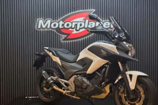 Honda NC750X (2016) thumbnail 1