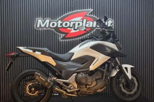 Honda NC750X (2016) thumbnail 5