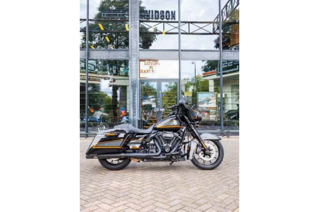 Harley-Davidson Street Glide Special (2022) thumbnail 3