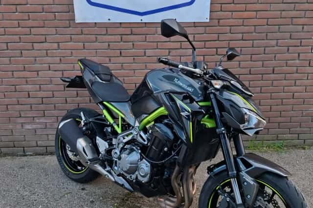 Kawasaki Z900 (2017) thumbnail 2
