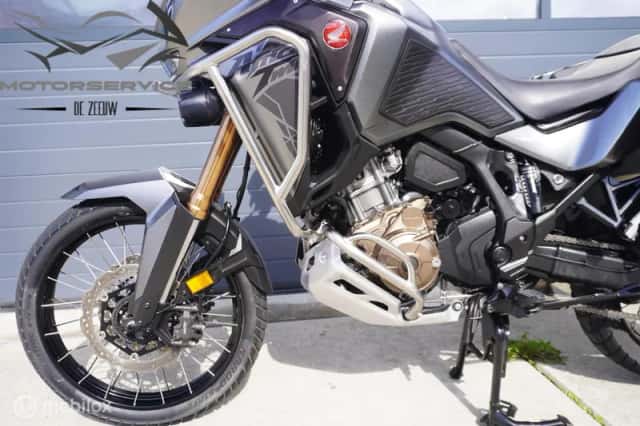 Honda Africa Twin (2023) thumbnail 5