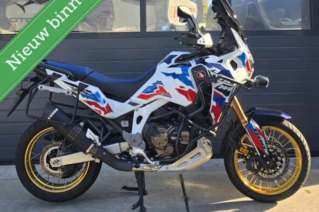 Honda Africa Twin (2024) thumbnail 1