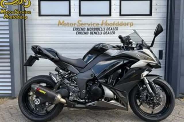 Kawasaki Z1000 (2017) thumbnail 1