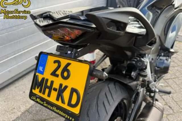 Kawasaki Z1000 (2017) thumbnail 6