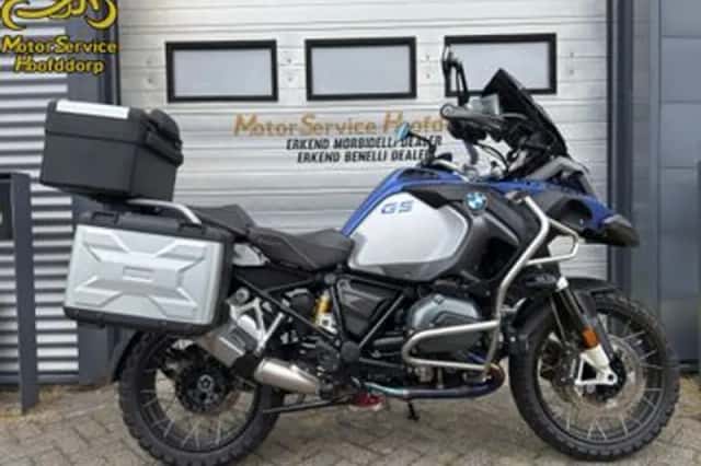 BMW R 1200 GS Adventure (2017) thumbnail 1