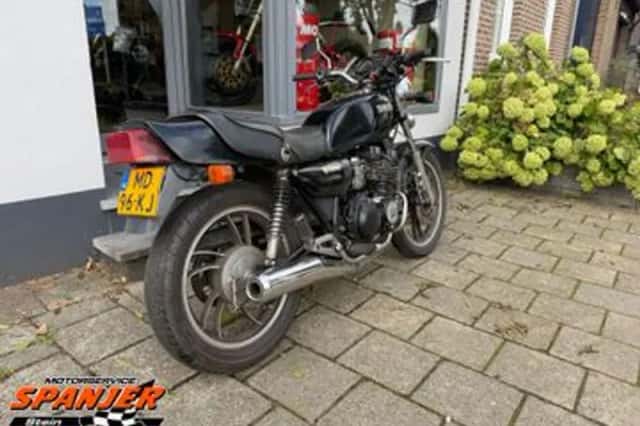 Yamaha XJ 550 (1981) thumbnail 3