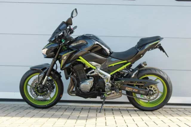 Kawasaki Z900 (2017) thumbnail 5